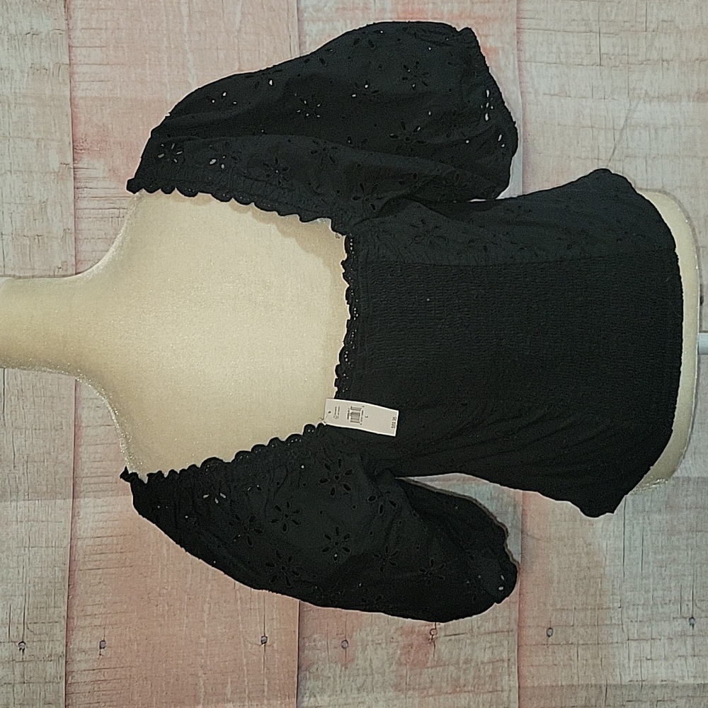 GAP Black Cropped Stretch Top - Picture 3 of 8